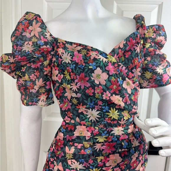 C/MEO Collective Red and Pink Long Sleeve Dress #332 - Picture 11 of 17